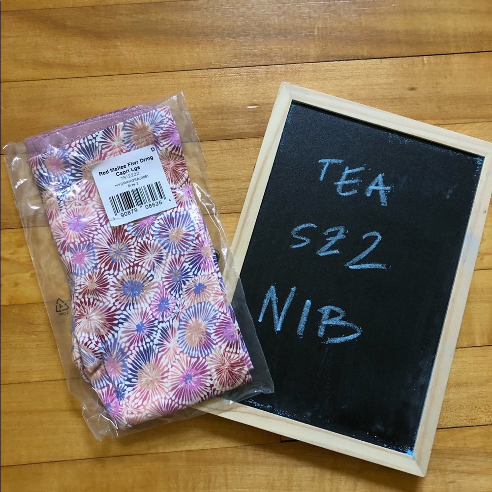 Tea capri leggings